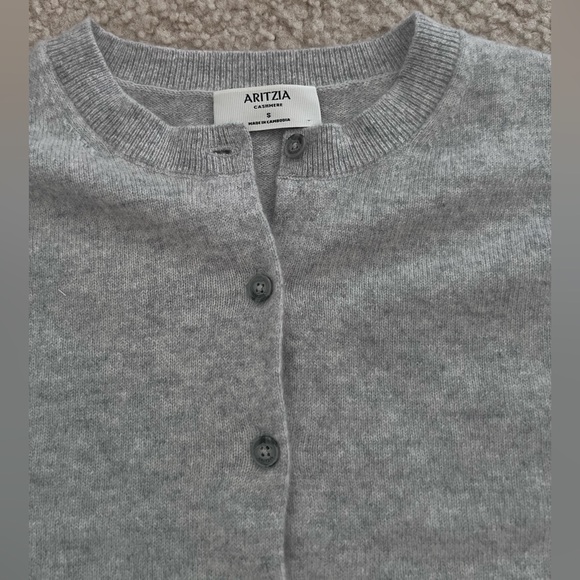 NWOT Aritzia 100% Bare Cashmere Crew Cardigan small - Picture 7 of 12